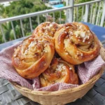 Mjuka Kardemummabullar med Pärlsocker