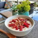 Rabarber och Vanilj Smoothie Bowl