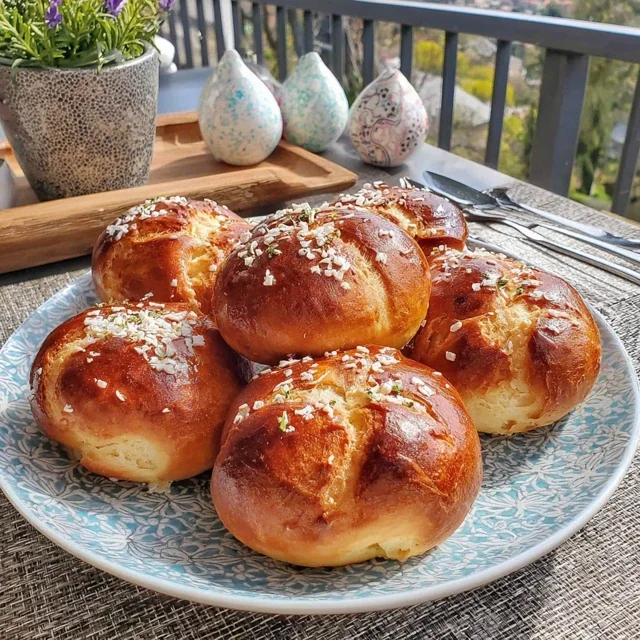 Saffransbullar till Påsk