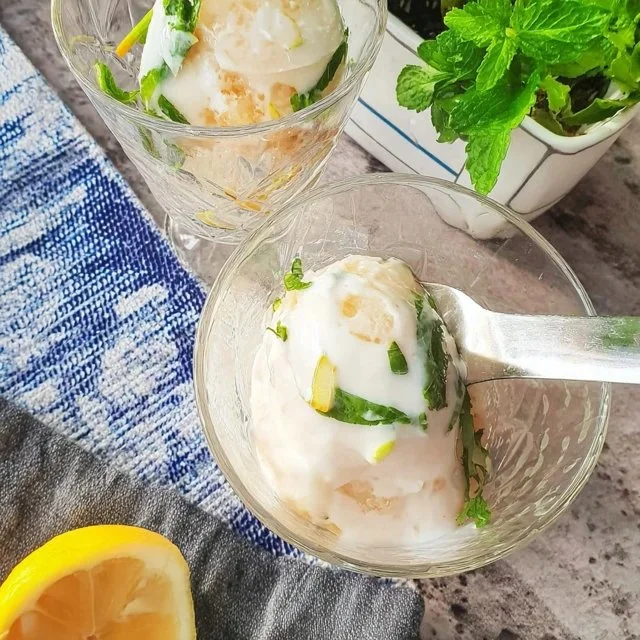 Citrongranita med färsk mynta