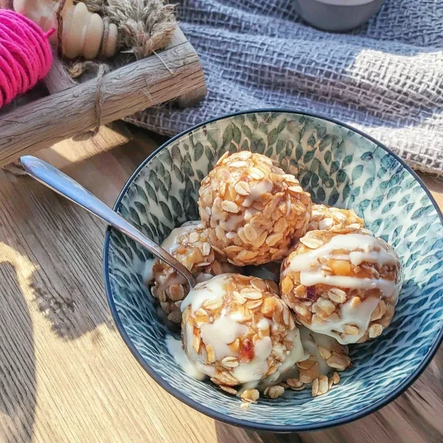 Energibollar med havregryn och honung