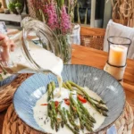 Grön sparrissoppa med kokosmjölk