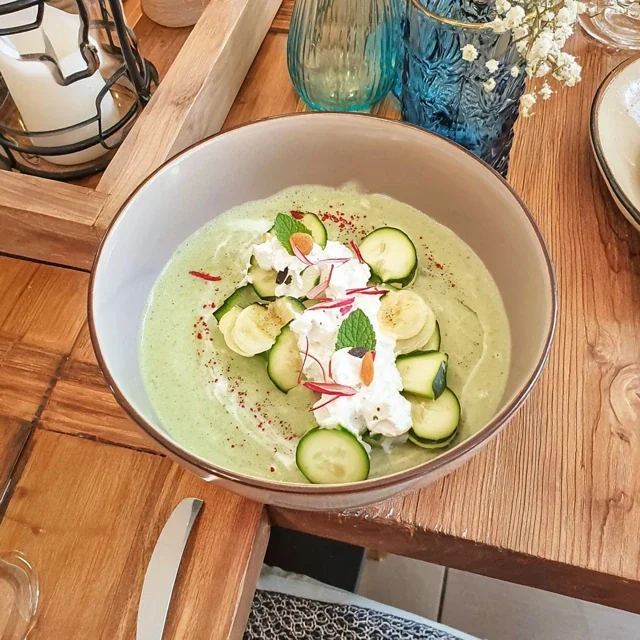 Gurk-gazpacho med mynta