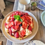 Jordgubbstårta med vaniljkräm