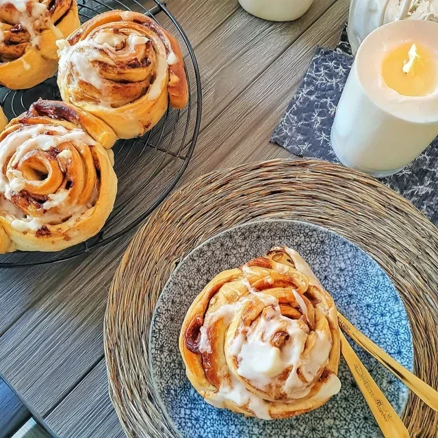 Kanelbullar med kardemumma och vanilj