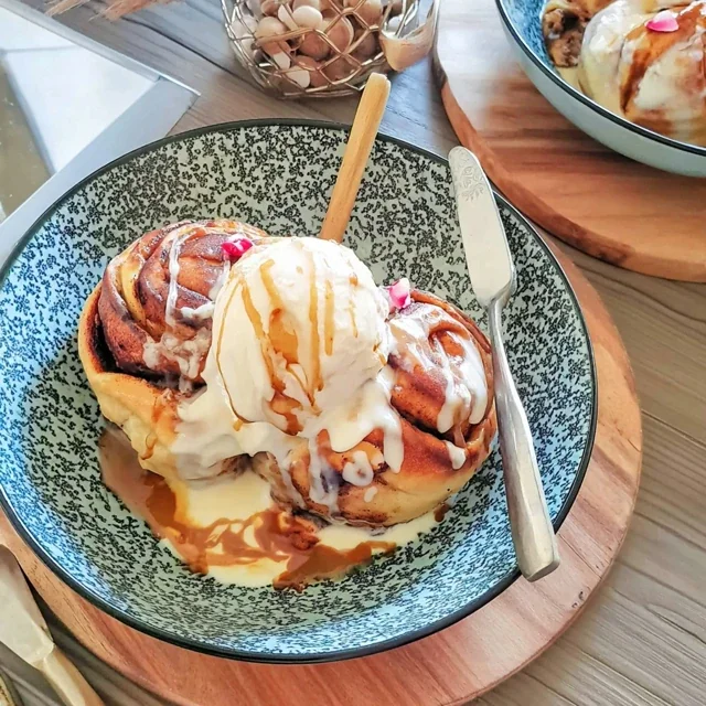 Kanelbullar med kardemumma och vanilj