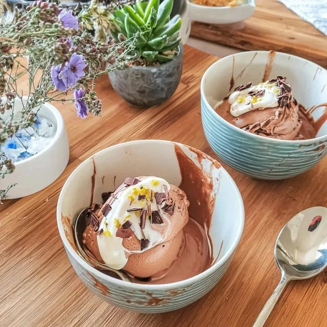 Mörk chokladmousse med havssalt