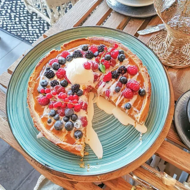 Nordic Berry Cake with Crème Fraîche