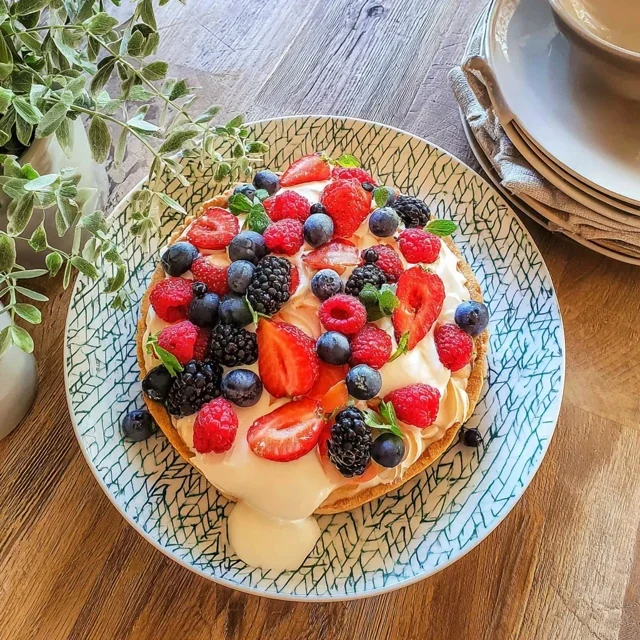 Nordic Berry Cake with Crème Fraîche