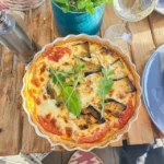 Paj med grillade grönsaker och getost